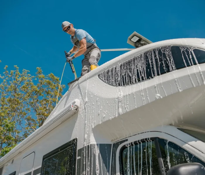Fleet Truck Wash: How to Ensure Your Trucks Look Their Best Year-Round