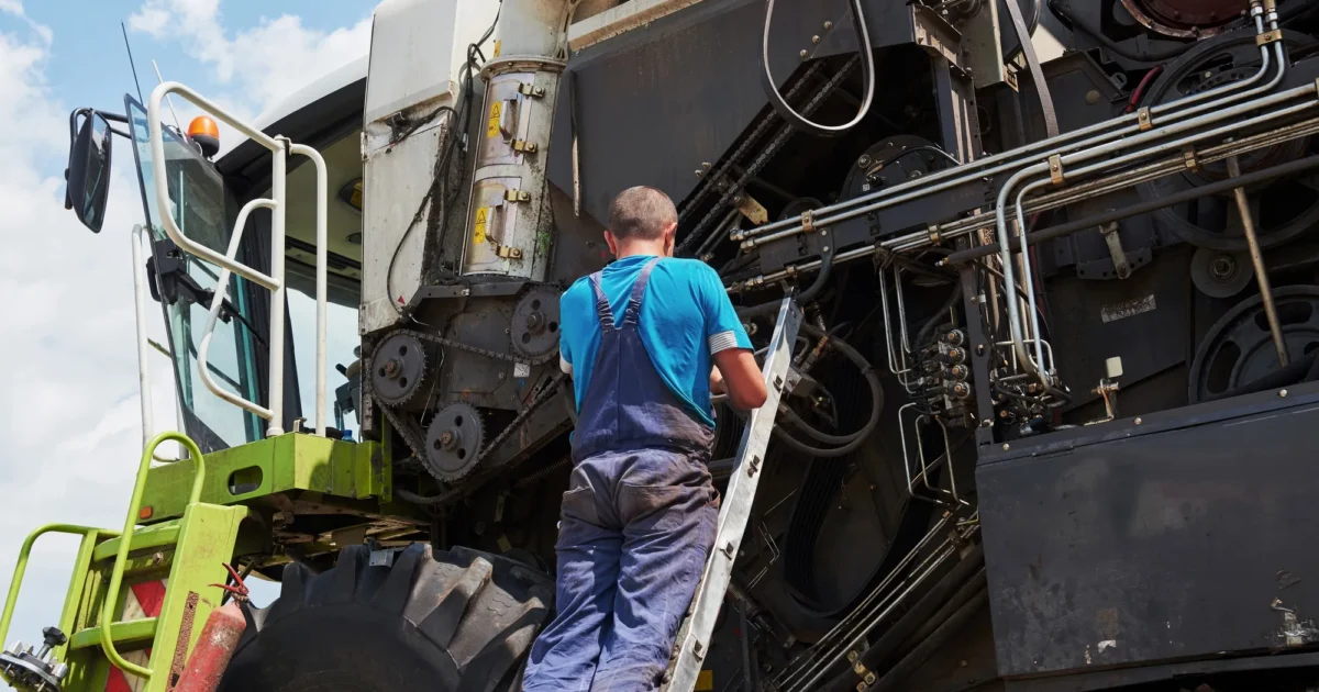 Why You Should Invest in Heavy Equipment Pressure Washing Today